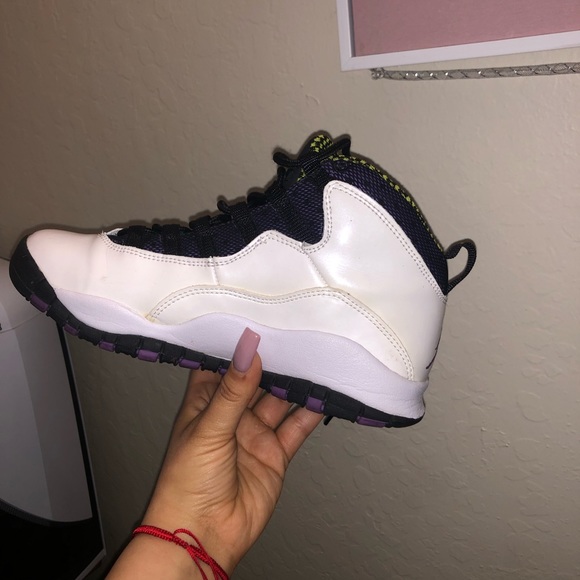 Air Jordan 10s - Picture 5 of 10